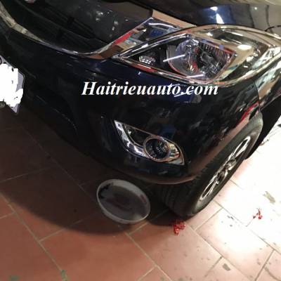 Vè che mưa Mazda BT50