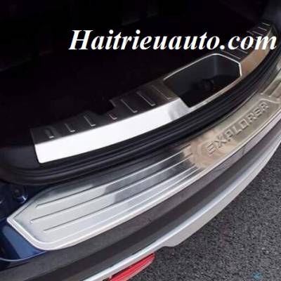 Nẹp bước chân trong Ford Explorer