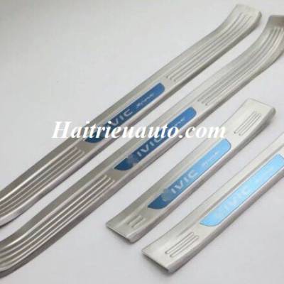 Viền đèn hậu Honda Civic 2017