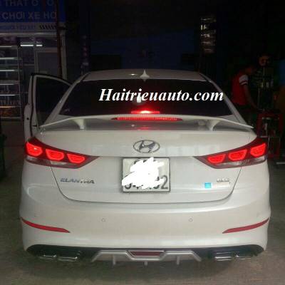 Đèn led gầm sau xe Hyundai Santafe