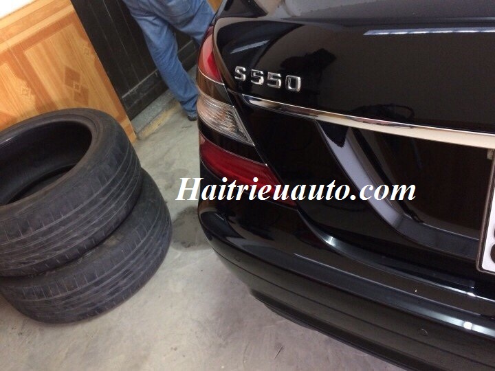 Lắp camera lùi cho xe Mercedes S550 3 Image