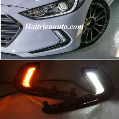 Nẹp bước chân trong Elantra 2017
