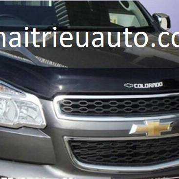nẹp bước chân có đèn theo xe colorado