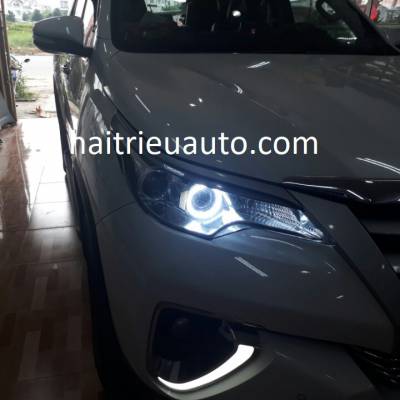 lót cốp yaris