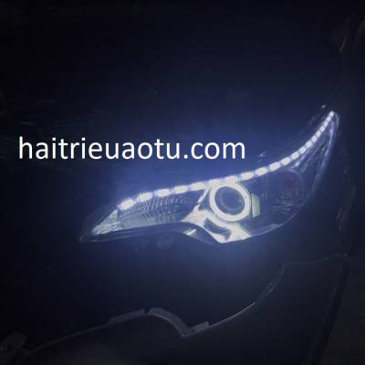 nẹp chống trầy bể bước ngoài cho xe fortuner