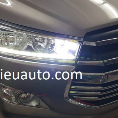 viền đèn sau cho xe innova 2017