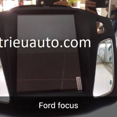 Lót cốp Ford Everest