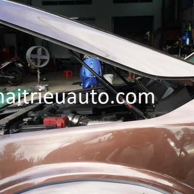nẹp bước chân trong xe NISSAN NAVARA